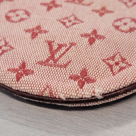 LV Mini Lin Cherry Monogram Coin Purse - Picture 5 of 7